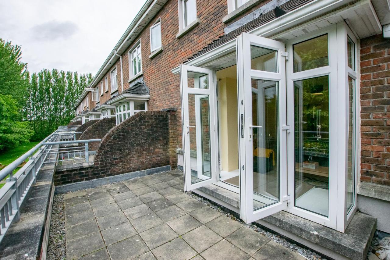 126 - Gort Na Coiribe 4 Bedroom Duplex, By Shortstays Galway Exterior photo